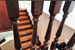 Лестница бар 1